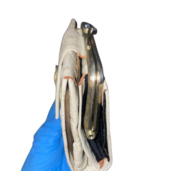 True Vintage Ostrich Grain & Cowhide Wallet - Picture 11 of 13